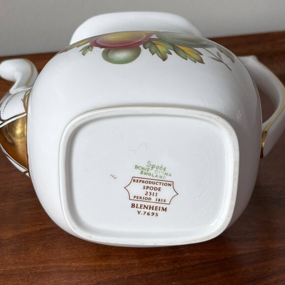 Spode REPRODUCTION Blenheim Coffee Pot Bone China England 1815 Pattern Pears - Picture 13 of 14